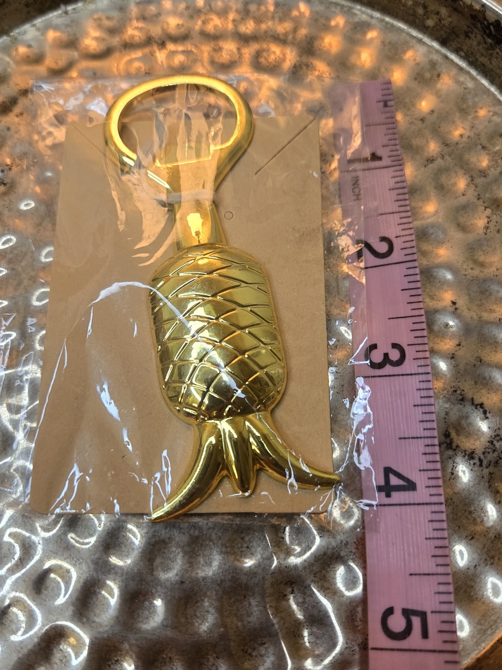 Gold Pineapple Bottle Opener - Decorative Bottle Opener for Pets Fish Category